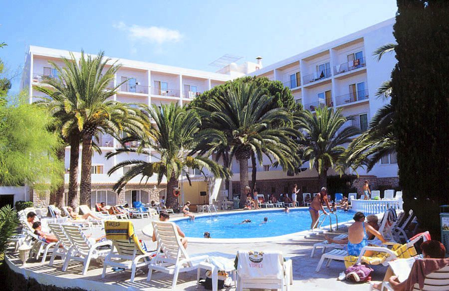 Hotel Vibra Marco Polo I - Adults Only Sant Antoni de Portmany Konforlar fotoğraf